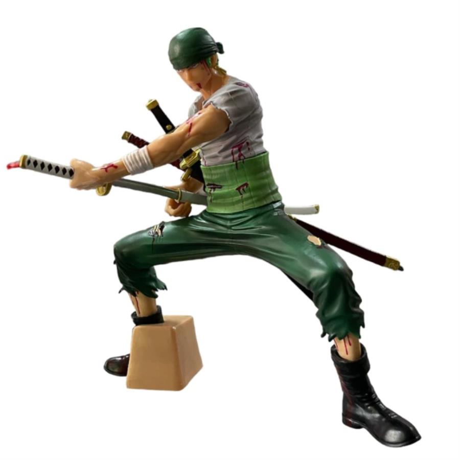 ZORO PELEANDO [20CM]